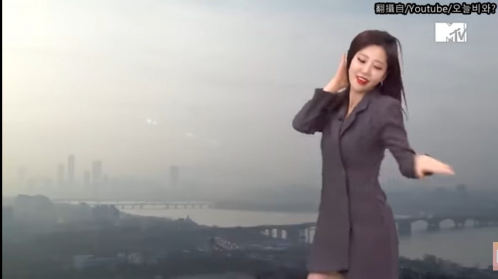 韩国MBC天气预报突然播放音乐，美女主播现场跳舞-主播-『游乐宫』Youlegong.com 第4张